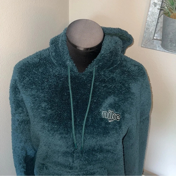 Nike Women's NSW Plush Fleece Hoodie Size Medium Atomic Teal/Enamel Green - Picture 4 of 7
